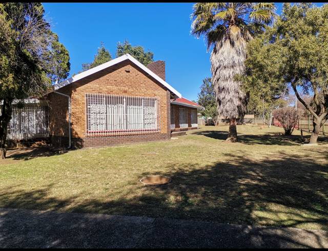 3 BEDROOM HOUSE FOR SALE IN DUNNOTTAR